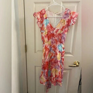 The Mint Julep Boutique v neck tie Dye mini Dress size small-hardly worn